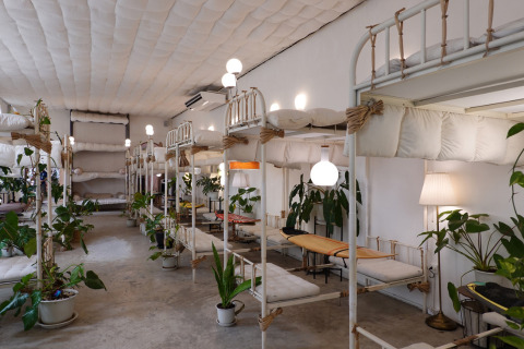 An open plan Hostel dorm room